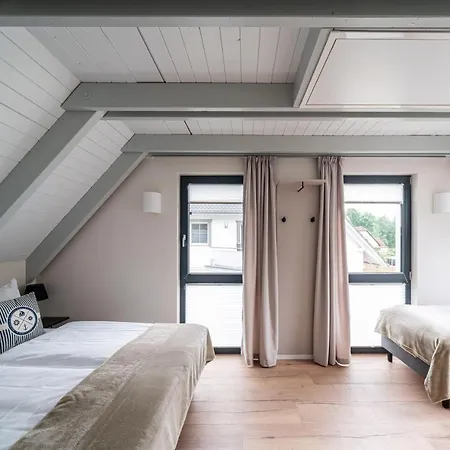 Haus Kornrade -5 Sterne Mit Sauna & Kamin زنغست